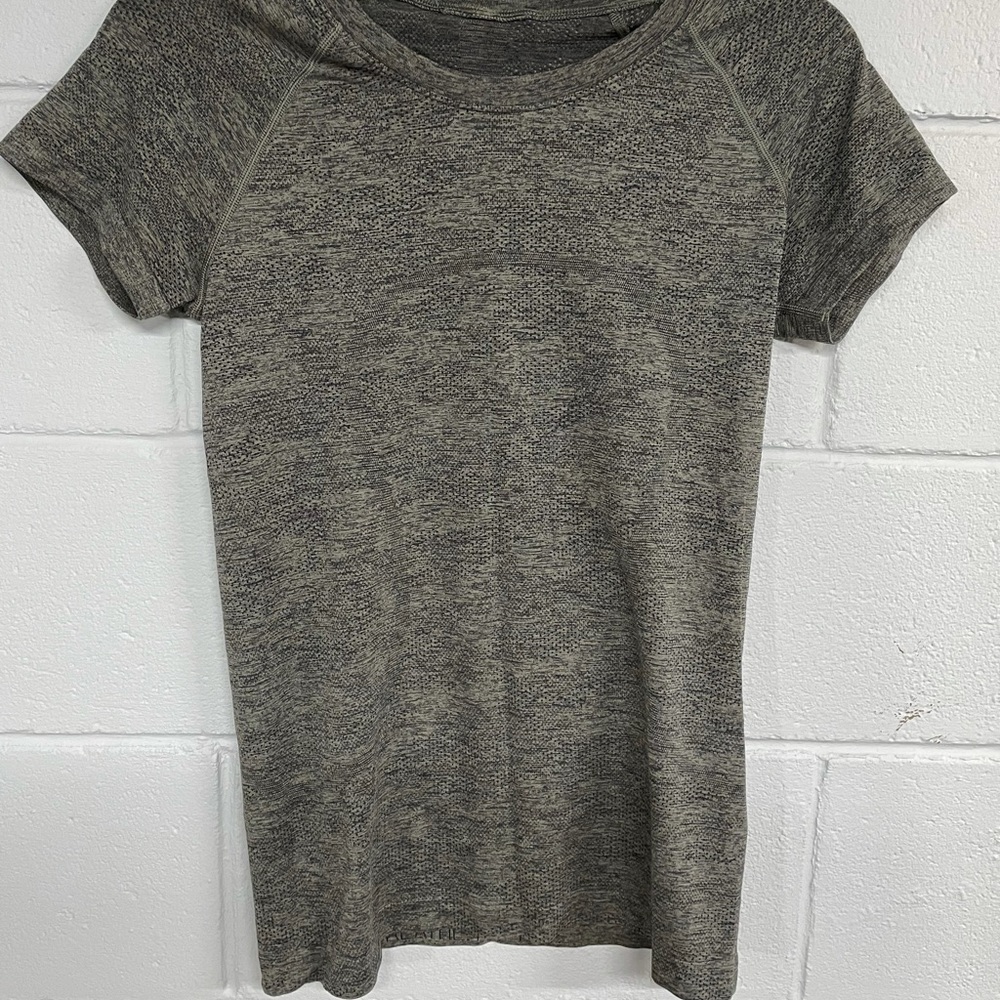 Lululemon Swiftly Tech Short Sleeve Crew